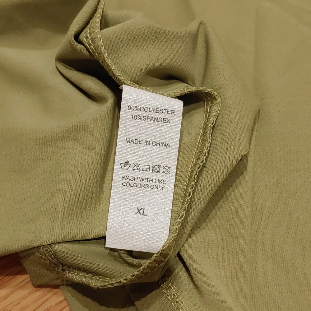 Lululemon Split Tie Back Tank Top - Picture 5 of 6